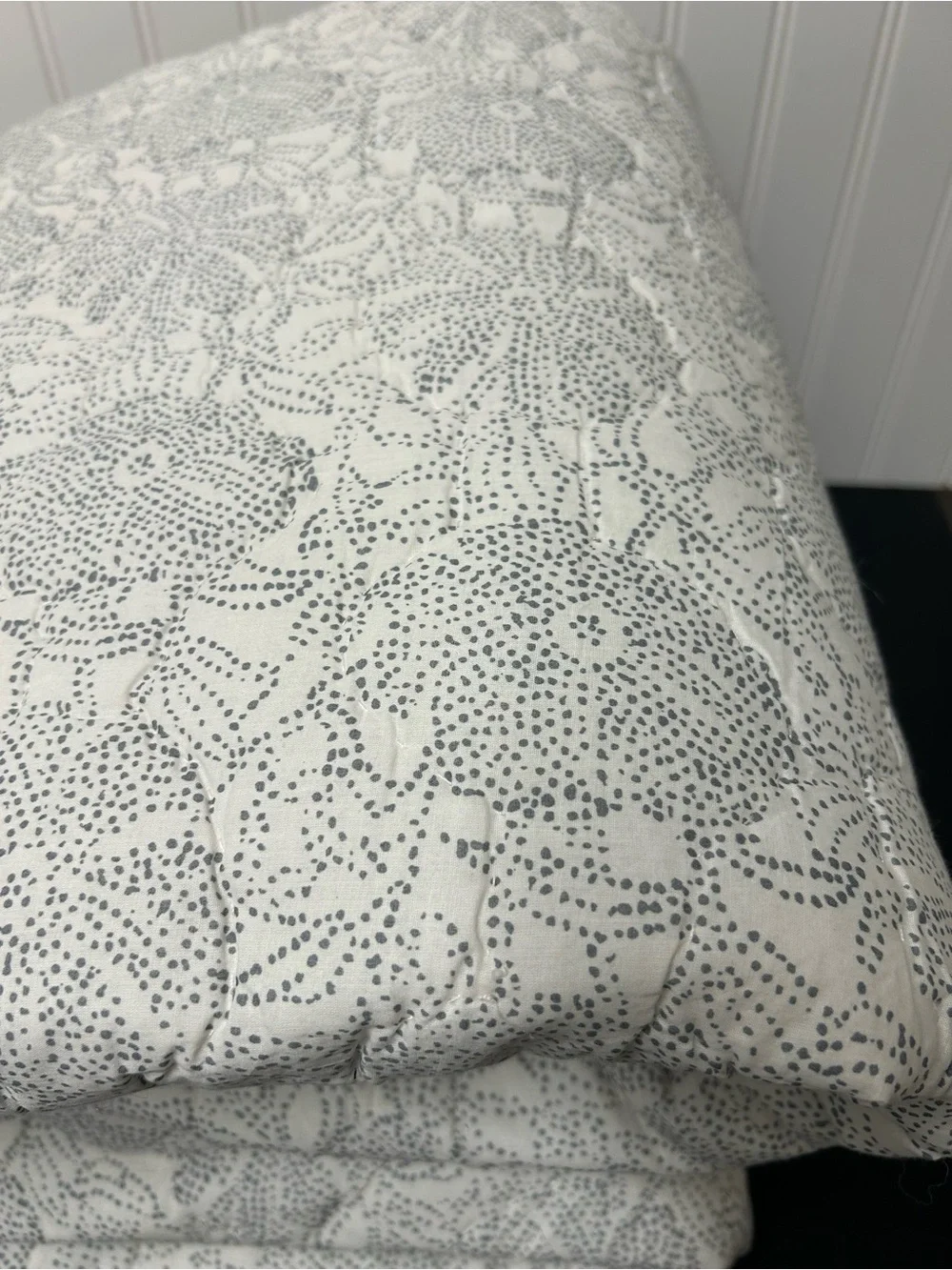 West Elm Dotted Floral Quilt king